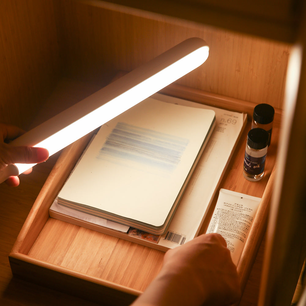 LAMPARA LED INTELIGENTE